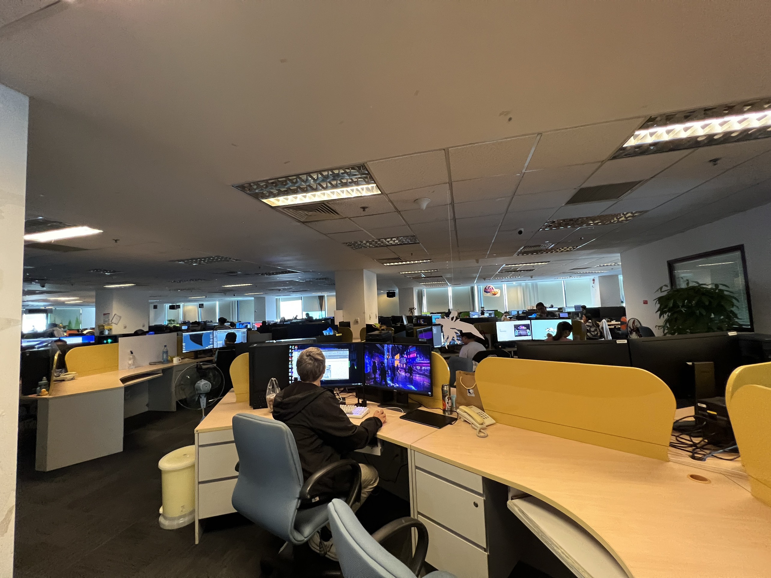 THU MUA MÁY TÍNH CŨ BÌNH DƯƠNG GIÁ CAO